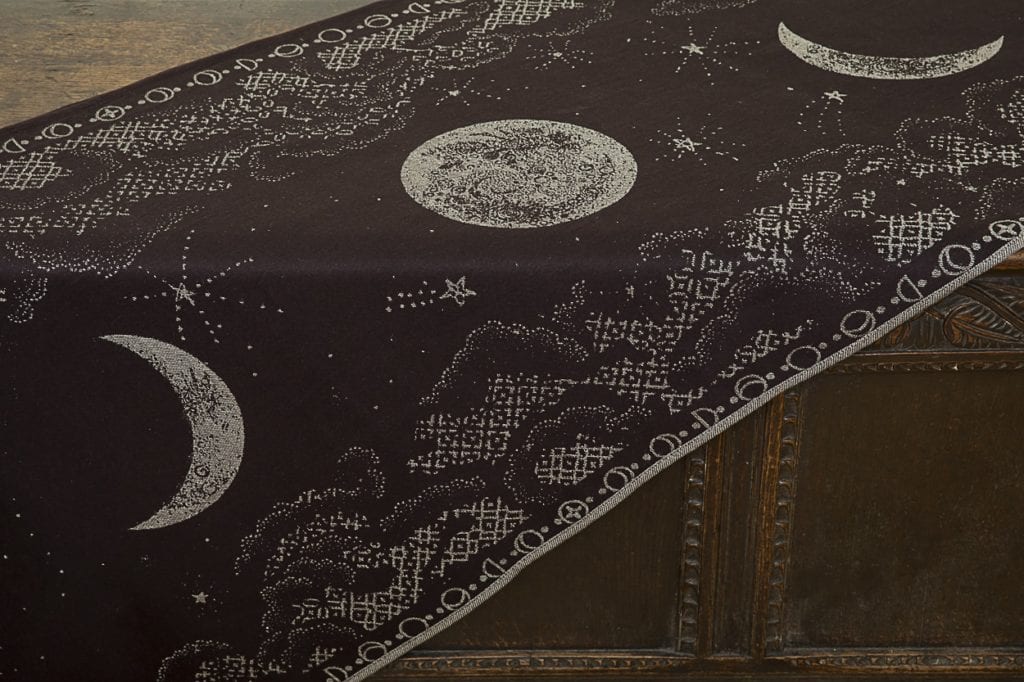 Earthshine Pendle Nocturne