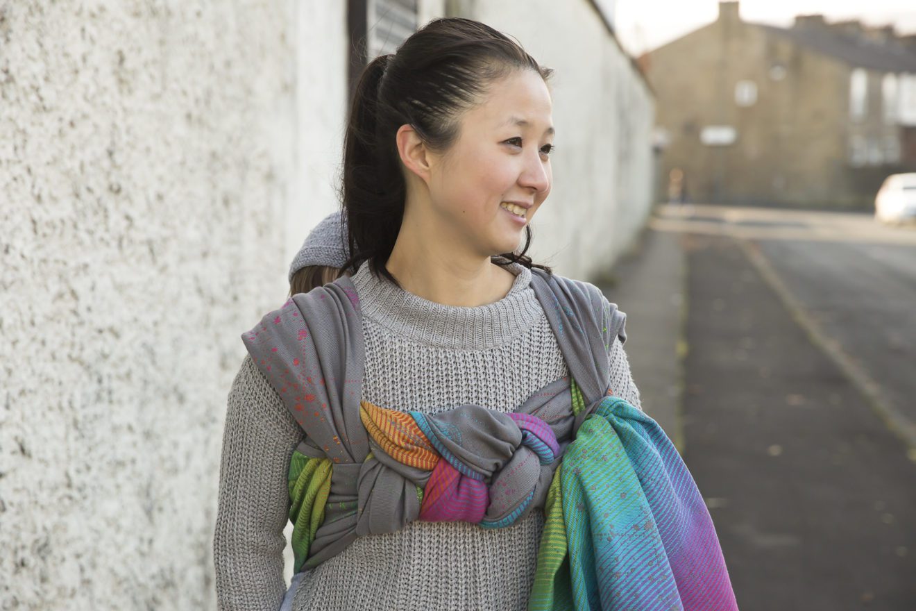 5 Benefits Of Using A Woven Wrap Sling ⋆ Firespiral Slings