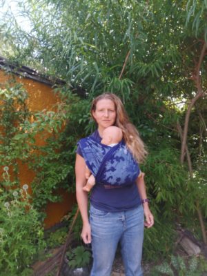 short cross carry with a blue woven wrap