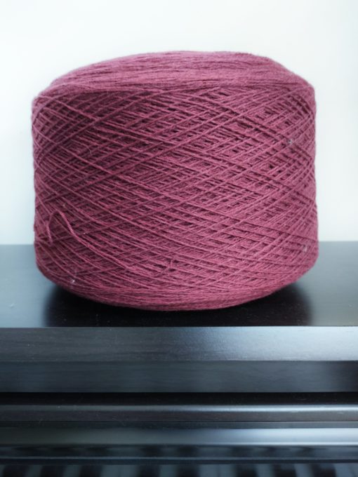 Burgundy merino/cotton wool weaving yarn