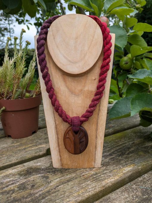 Slingamebobs necklace from Spellweaver Ember Gossamer