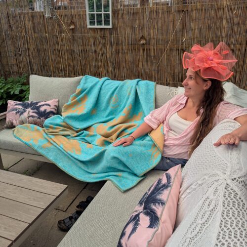 Cove Sunrise Seafoam: king sized blanket