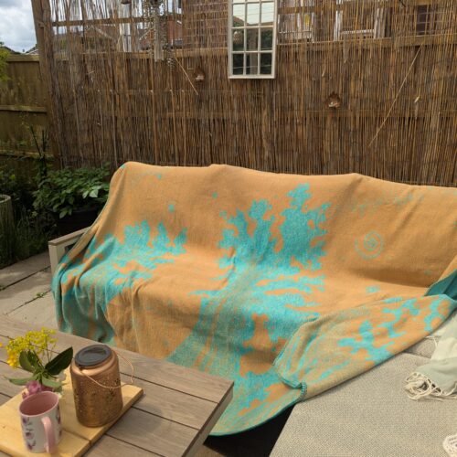 Cove Sunrise Seafoam: king sized blanket