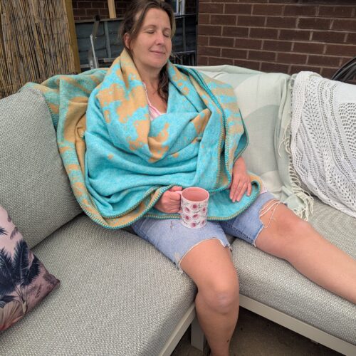 Cove Sunrise Seafoam: king sized blanket